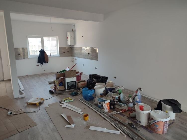 Sacalaz, 1/2 Duplex P+M 4 Camere,2 Bai,Terasa Acoperita - 4