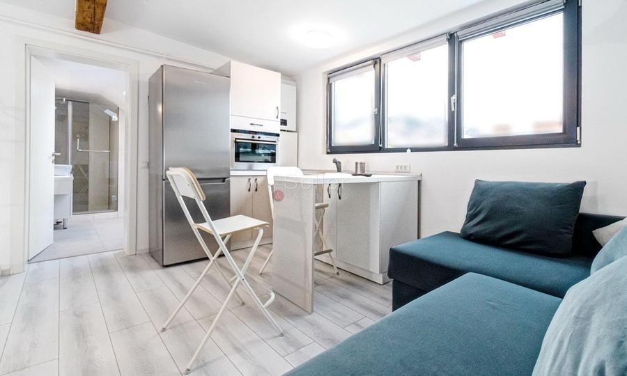 Proprietate Unica in Cartierul Schei Piata Unirii - 4