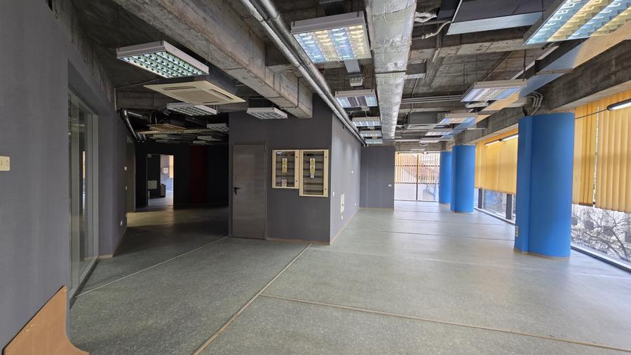 De inchiriat spatiu de birouri zona Universitate - 12