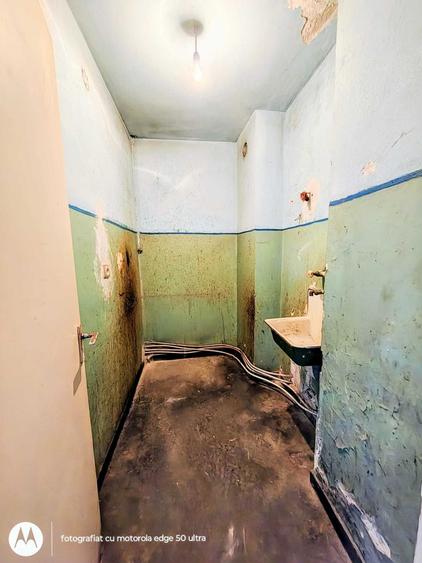 Vand Garsoniera in Hunedoara, zona Dunarea, Bl K3, et 4 din 10. Pret 23000 Euro Neg - 4