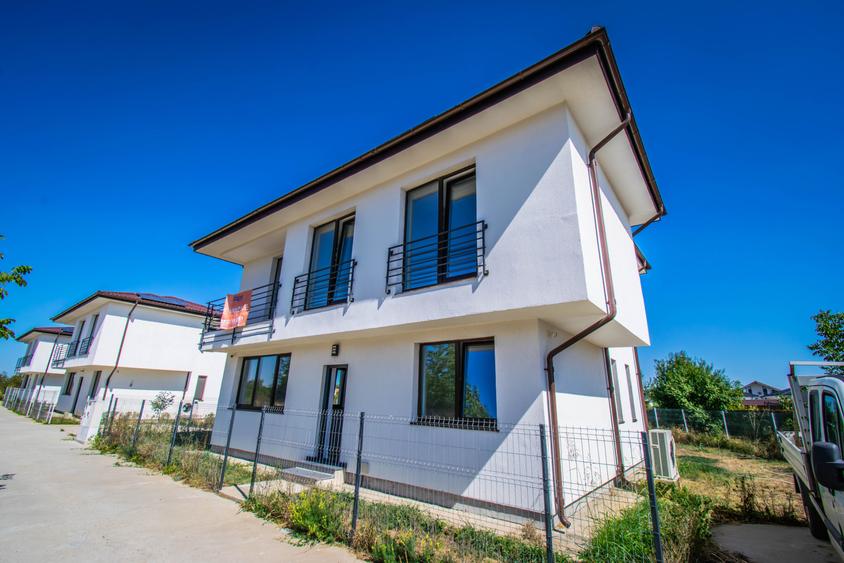 Vila  in promotie, panouri, pompa de caldura, intretinere - 500ron/luna - 5