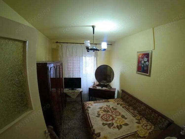 Apartament cu 3 camere la etajul 3/4 decomandat izolat termic - 10