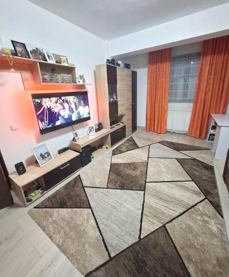 Apartament 1 camere DECOMANDAT, mobilat, etaj 2, bloc NOU CUG - VA - 2