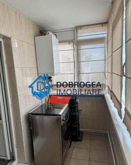 STRADA BABADAG- 3 CAMERE DECOMANDAT ETAJ 3, CENTRALA GAZ - 1