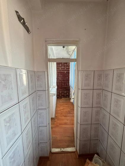 Apartament cu 3 camere decomandat în Dărmănești