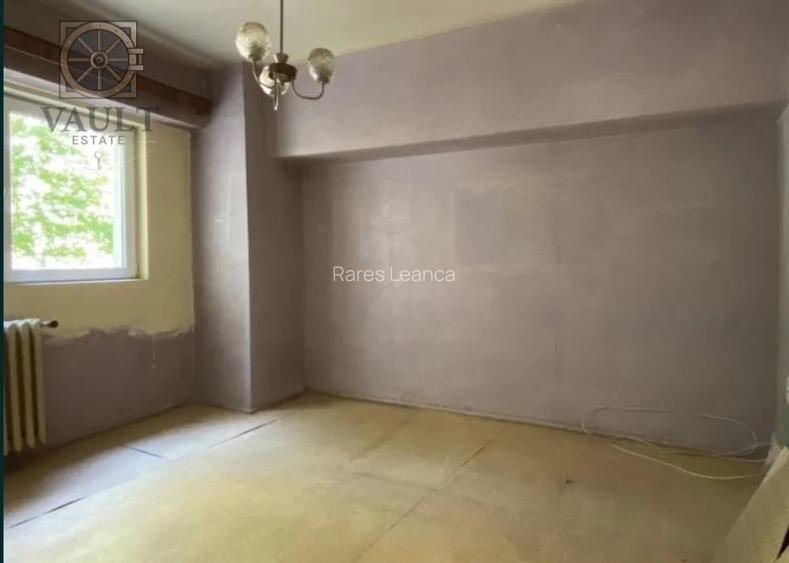 Apartament 3 camere - ETAJ 1 - zona COLENTINA Apartament 3 camere - ETAJ 1 - zona COLENTINA