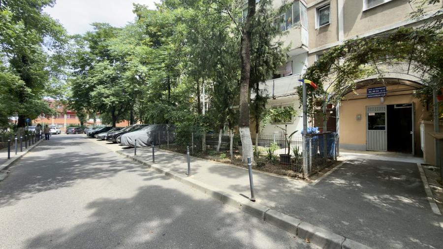 Apartament 2 Camere Decomandat - Metrou Lujerului - 1