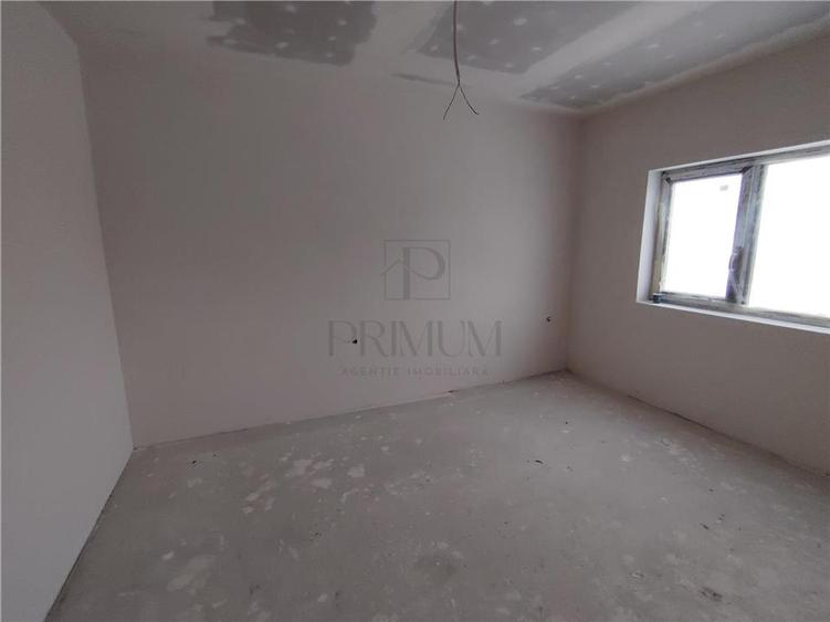 Duplex spatios la asfalt - toate utilitatile - personalizare interioara - 3