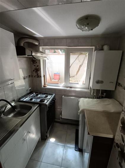 Casa 5 camere Pretabila 2 Familii, teren 176 mp, Bld Dorobantilor - 14