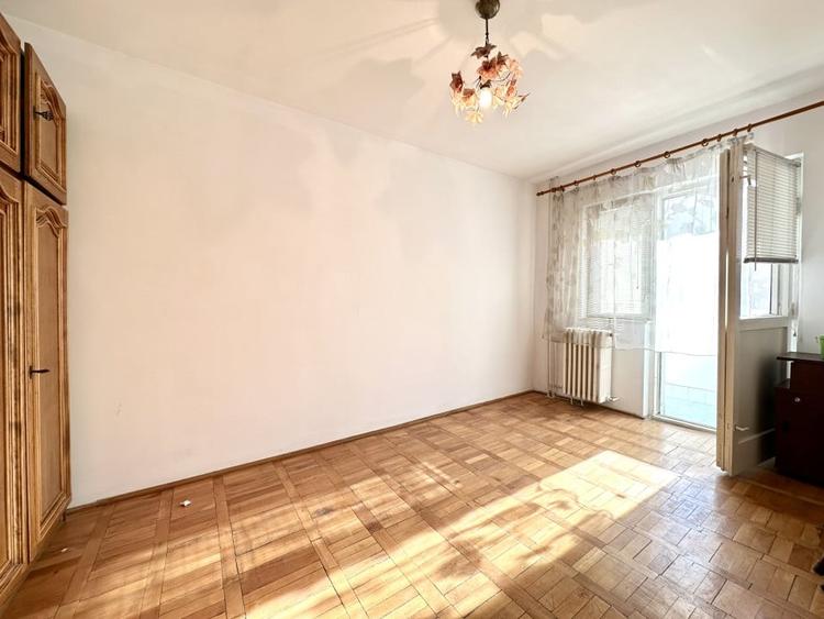 Apartament 3 camere, 65 mp utili, pret excelent - 1
