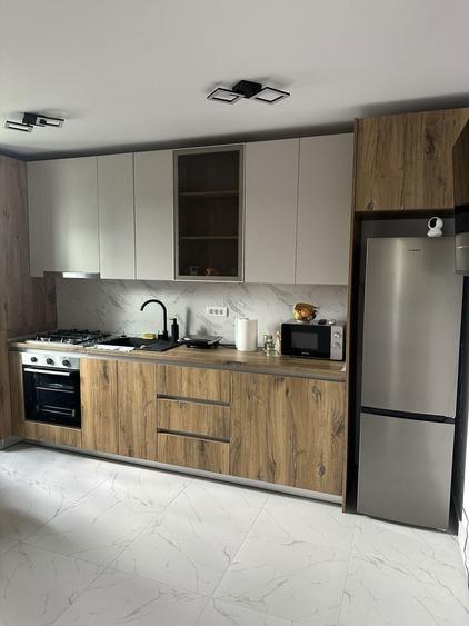 Inchiriez apartament 3 camere - 8