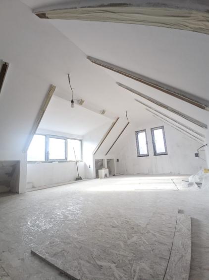 Casă de vânzare, 100 mp utili, 300 mp teren Dâmbul Rotund zona Școala de Poliție - 17