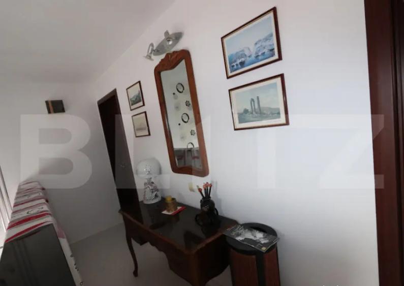 Casa P+M solida, cu teren generos, 179 mp, zona Exterior S - 10