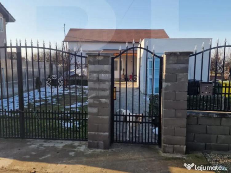 Vand casa la Poalele Viilor - 2