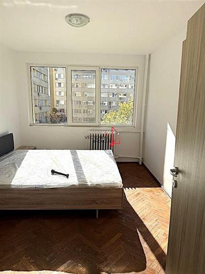 Apartament et.6/10 zona Colentina- Teiul Doamnei - 6