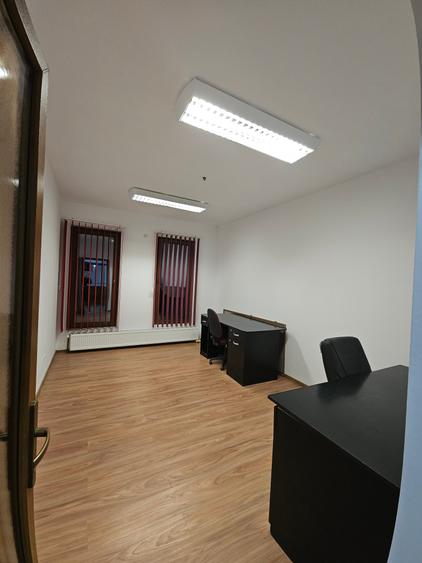 Cladire P+E de inchiriat +hala depozitare - 3