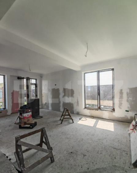 Casa de vanzare Tarlungeni 5 camere, teren, garaj, in - 17