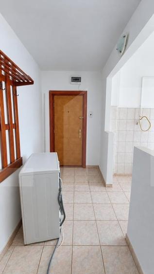 Apartament cu 2 camere semidecomandat în Ciucului