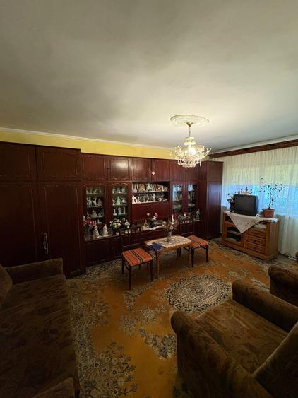 De vânzare: Apartament 3 camere – Zona Sud - 1