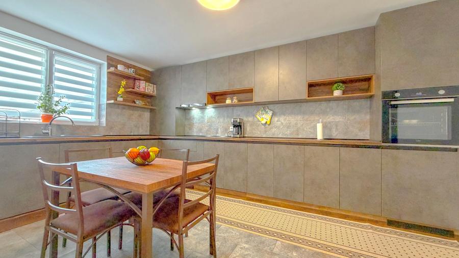 Casa individuala, 149 mp utili, teren 293 mp, complet mobilata si utilata - 6