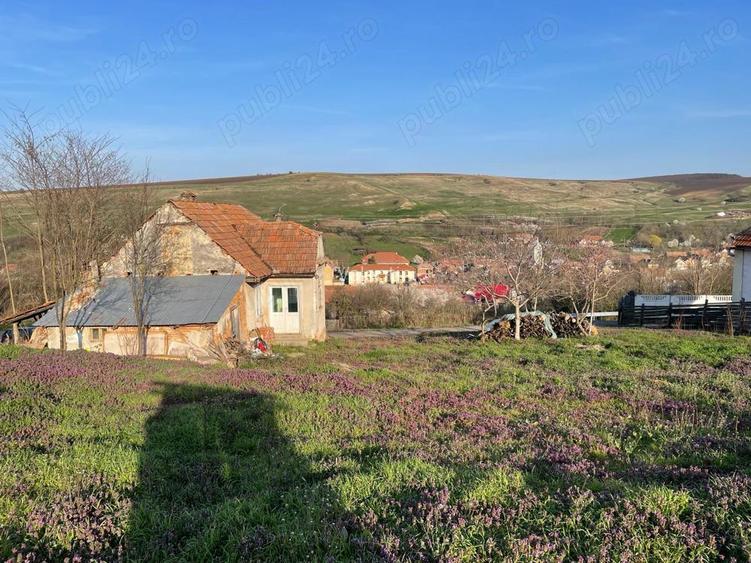 Oportunitate pentru cei ce doresc o casa la ?ara, aproape de ora?, cu toate utilita?ile Oportunitate pentru cei ce doresc o casa la ?ara, aproape de ora?, cu toate utilita?ile