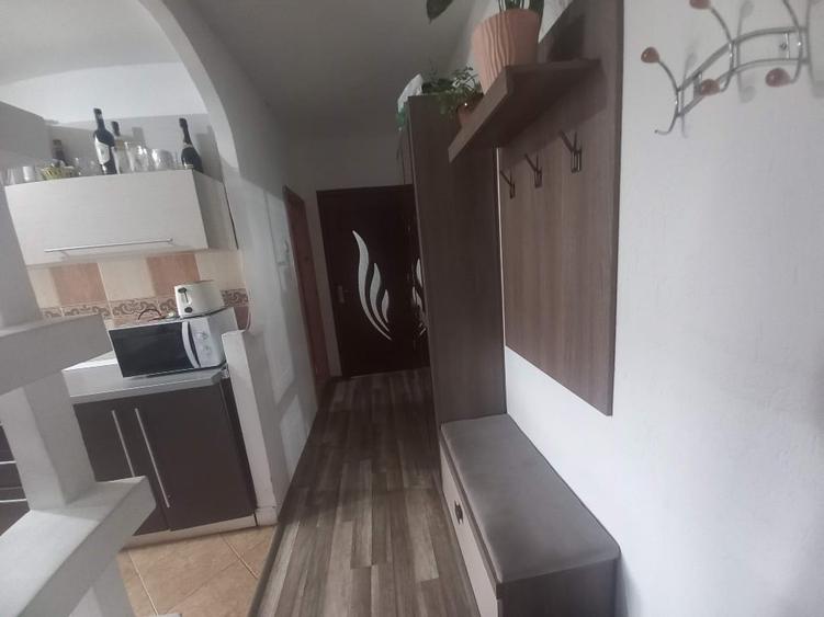 Vand apartament 2 camere tip x mare - 11