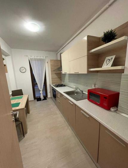 Metropolitan Aviatiei -2 camere -loc parcare subteran - 5