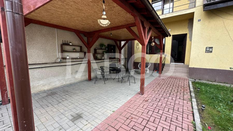 Casa curte libera 300mp 8 camere individuala zona Calea Poplacii Sibiu - 6