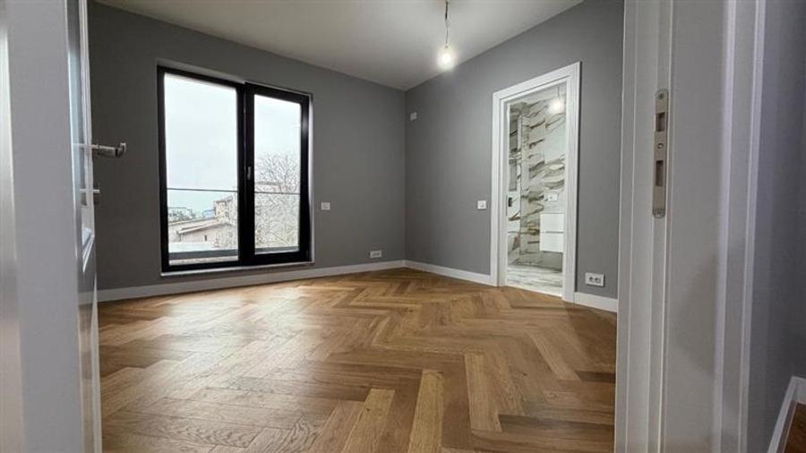 Vanzare Apartament 4 Camere Unirii Parlament - 1