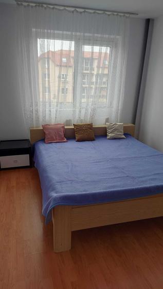 Apartament cu 2 camere nedecomandat în Central