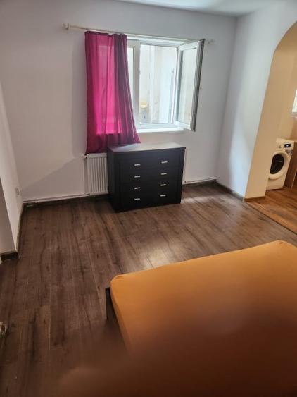 Casa | Calea Plevnei | 2 Camere | Curte Comuna - 6