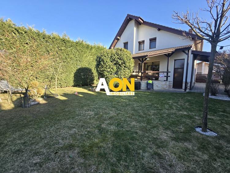 Casa Individuala 4 Camere, 2 Bai, 440mp Teren - 1