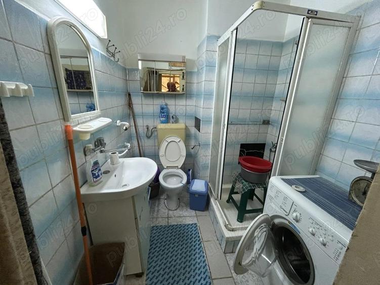 Vand apart.2 camere central,parter inalt, str.Cozia,langa biserica Evrei si scoala gen.,st.114 mp. - 4