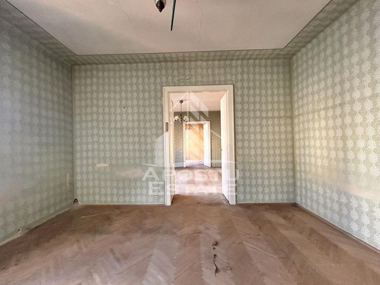 Casă individuală cu intrări separate in zona Complexului Studentesc - 11