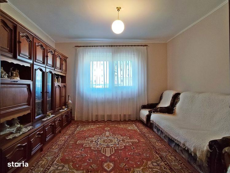 Casa la tara in Sacadat, Bihor, teren 2826 mp, acces auto - Vanzare - 2