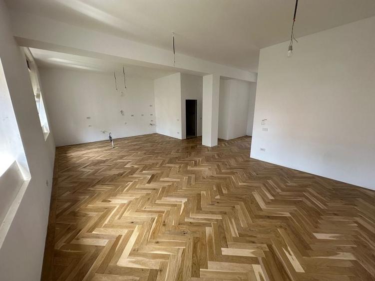 Apartament renovat în clădire istorică - are garaj - 5