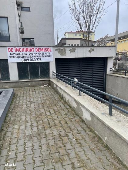 Central Building Roman Neamt -Inchiriere spatii - 1