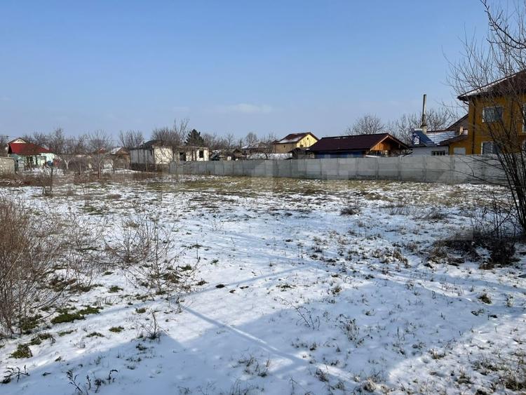 Teren intravilan 1.500 mp, deschidere 27 m, Com. Malu Mare - 2