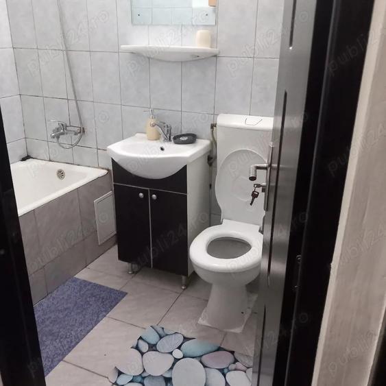 Inchiriez garsoniera decomandata - 1