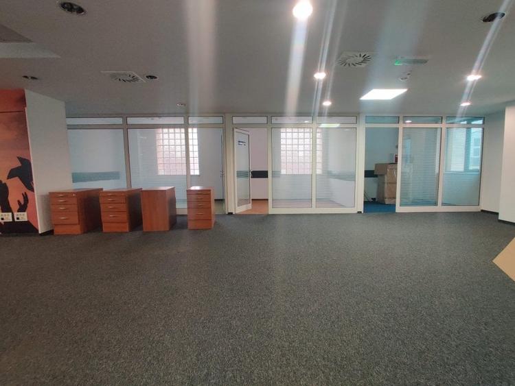 Spațiu de birou de la 329 mp - Unimed Office Building - Universitate - 13