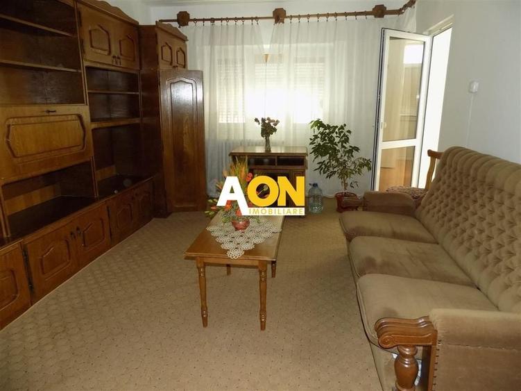 Apartament 3 cameredecomandat sub Stadion - 2