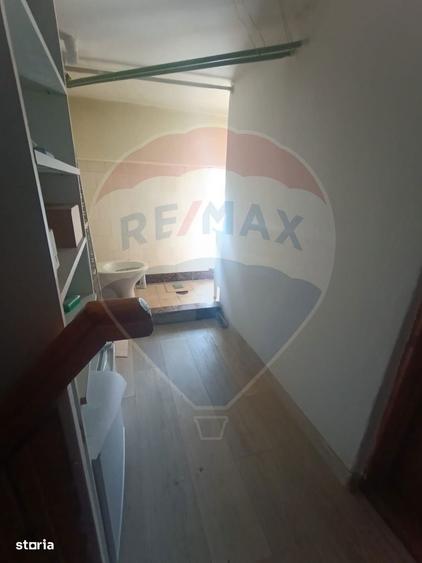 Spa?iu comercia de inchiriat, 81 mp, zona McDonald's - 3