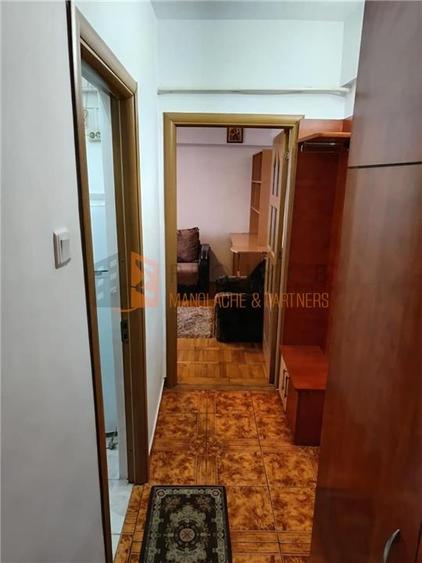 Garsoniera cf 1 decomandata zona Centru - 4