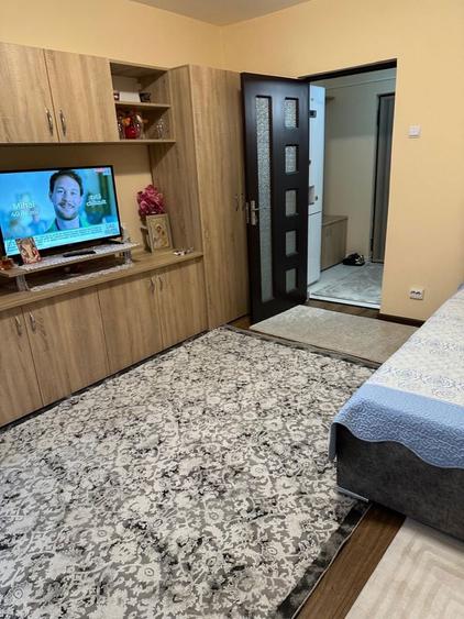 Inchiriez garsoniera zona Lintz - 6