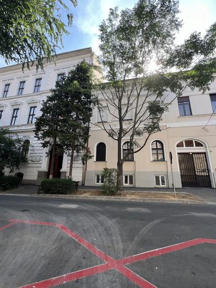 Vand apartament ultracentral - 1