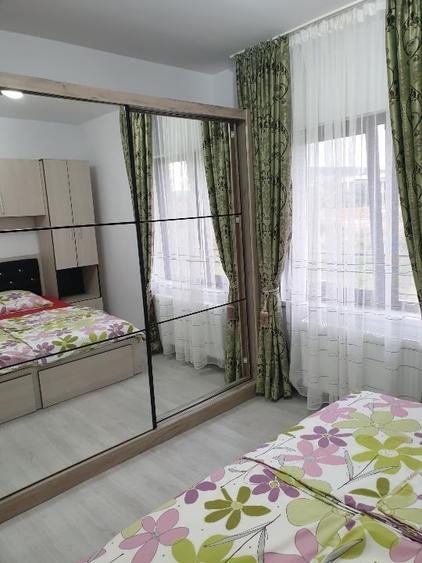 Dau in chirie apart.3 camere mobilat - 2