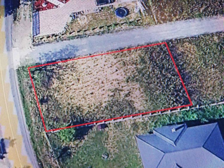 Teren intravilan de vanzare - Dealul Dumitrei zona Icar Pico Verde - 1