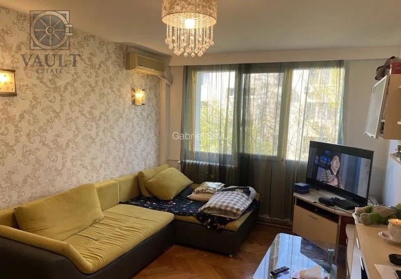Apartament cu 3 camere decomandat, mobilat în Prelungirea Ghencea