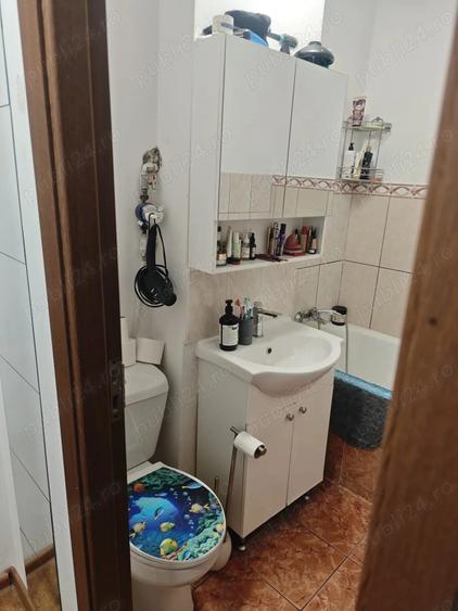 Vand apartament 2 camere decomandat - 9