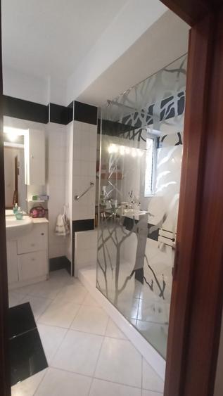 Dorobanti - Floreasca ( Stefan Negulescu ) imobil 2000 - 12